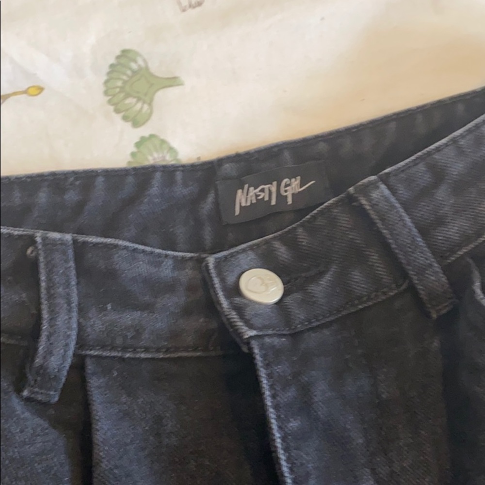Nasty Gal Straight Leg Jeans Raw Hem - Picture 3 of 4